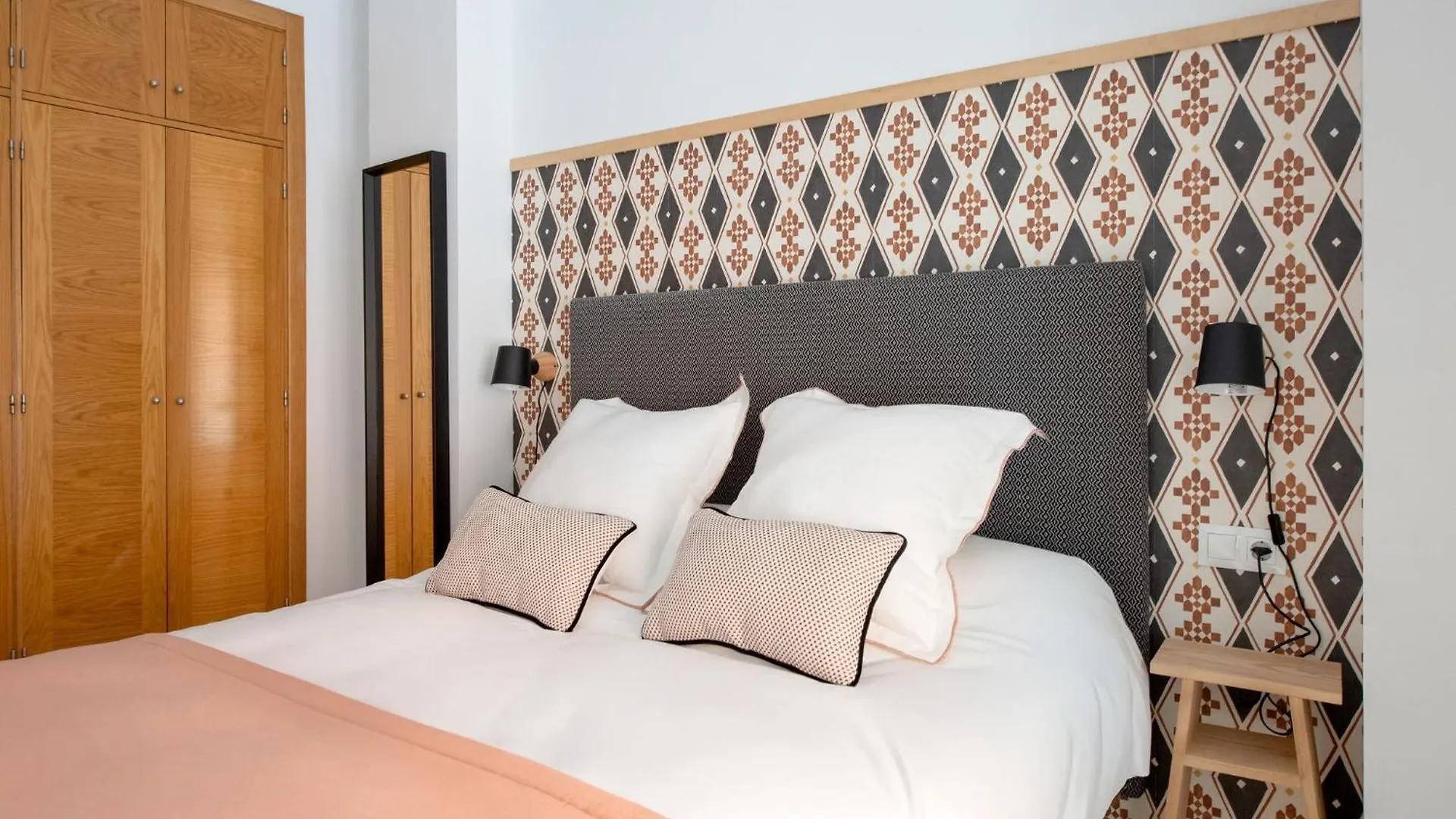 Arenal Carreteria Deluxe Suites Sevilla España